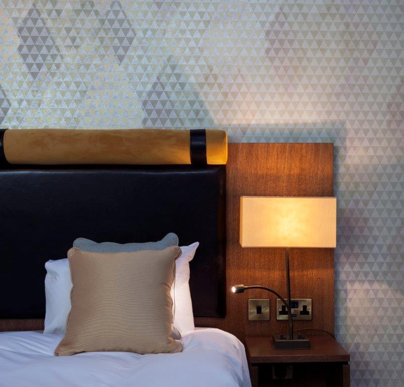The Bottle Kiln Wetherspoon Hotel Харуич Екстериор снимка